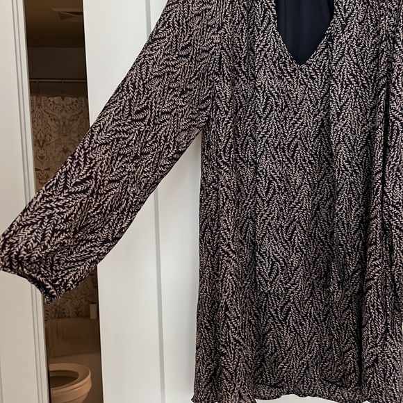 Talula Dress - Picture 3 of 5